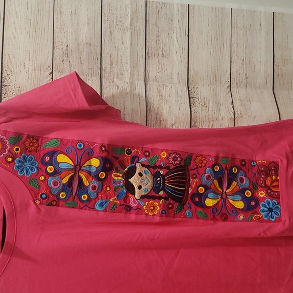 Maria T shirt - Picture 2 of 4